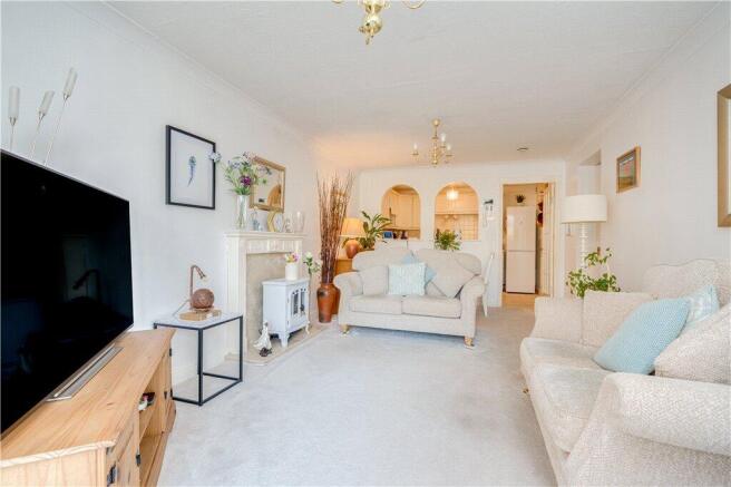 2 bed Apartment for sale Image 12