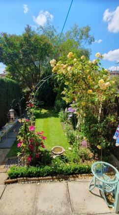 2 bed Terraced for sale Image 8