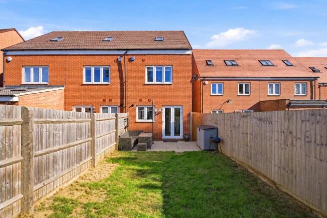 Shakespeare Close, St. Albans, Hertfordshire, AL4 photo 4