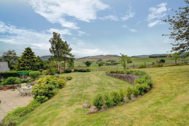 Landscaped Rear Garden