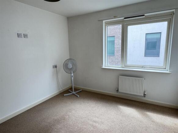 Bedroom: