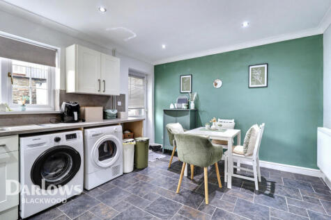 High Street, Newport