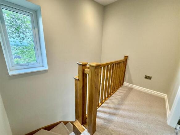 1 bed Apartment to rent Image 7