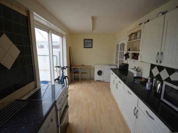 Kitchen / Dining Room