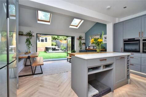 Braemar Road, Worcester Park, KT4