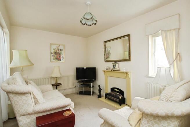 3 bed Detached for sale Image 4