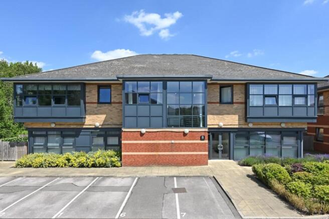 2 bed Flat to rent Image 10