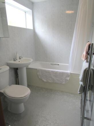 Family Bathroom/Wc