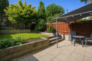 Flat B, 8, Camden Hill Road, London SE19 1NR