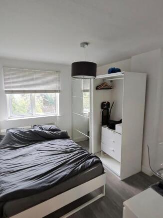 Flat 2A, 58 Highfield Avenue, Golders Green, London, Barnet, NW11 9UD photo 4