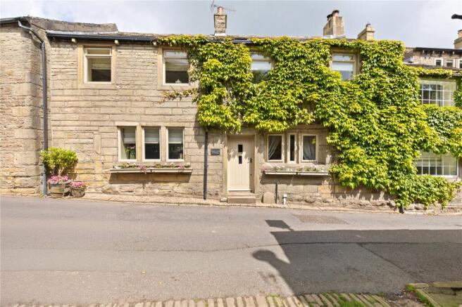 3 bed Terraced for sale Image 4