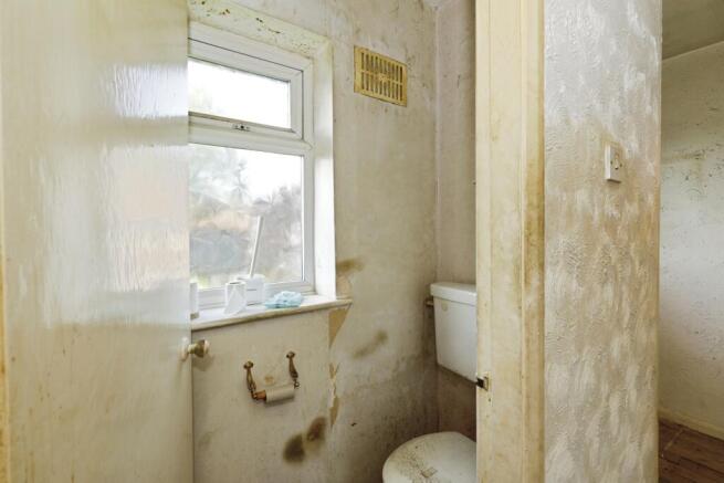 3 bed Terraced for sale Image 10