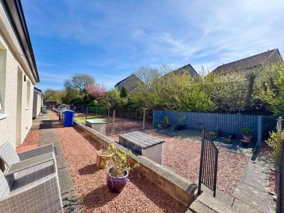 Harvey Terrace, Lochwinnoch Rear Garden Image