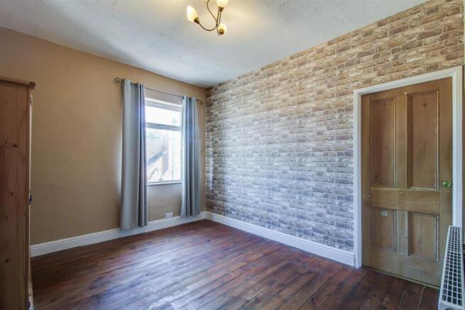 2 bed Terraced for sale Image 6