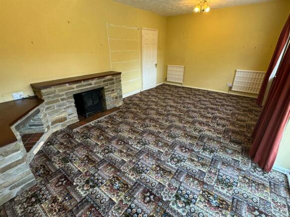 LOUNGE B.jpg
