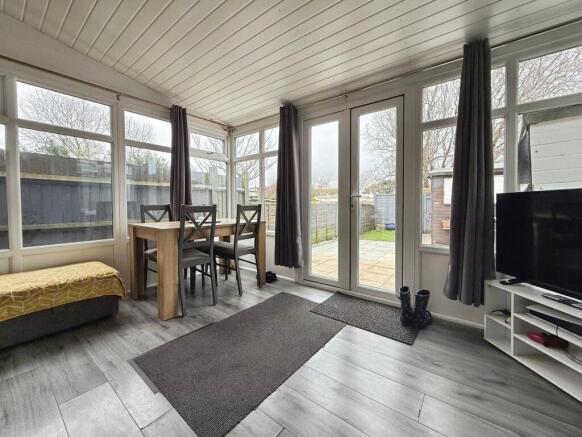 Conservatory/Dining Room