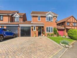 17, Grassington Drive, Worcester WR4 0BE