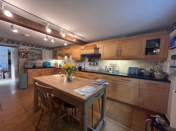 Kitchen/Dining Area
