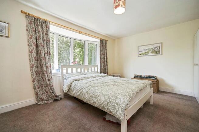 3 bed Detached Bungalow for sale Image 8