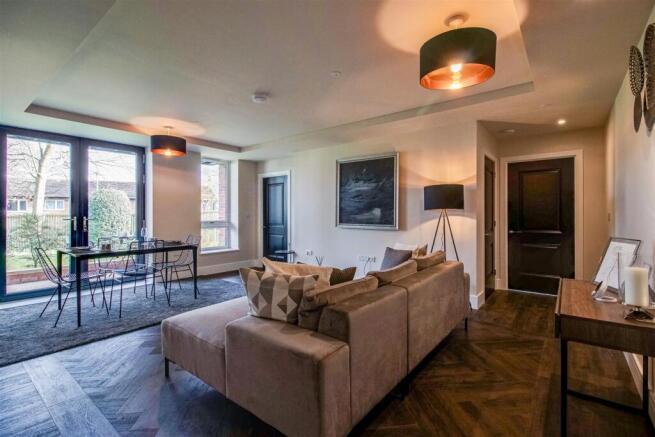 2 bed Ground Flat for sale Image 6