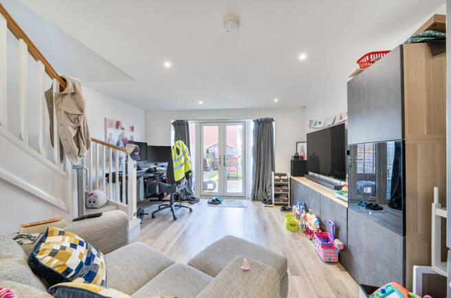 1407153-10-698358...