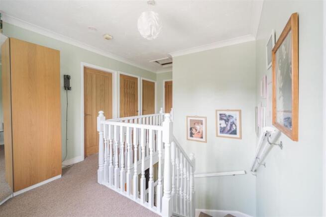 4 Old Oak Drive, Silverstone