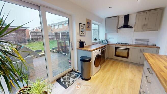 2 bed Semi-Detached for sale Image 5