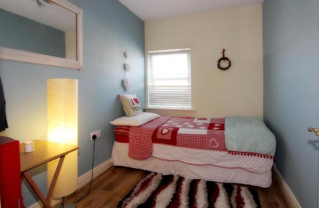 1028_McIntosh Drive.