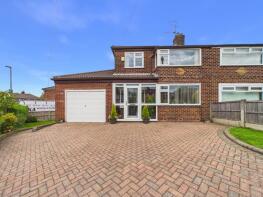 32, Vicarage Road, Ashton-under-lyne OL7 9QY