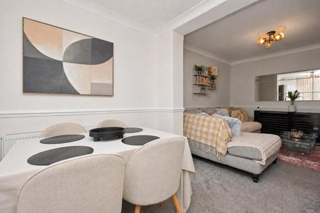 3 bed Semi-Detached for sale Image 5