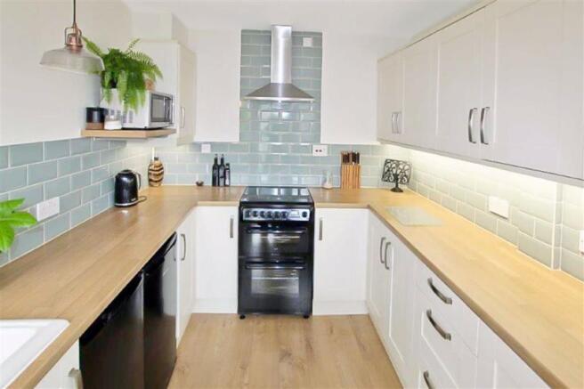 Fitted Kitchen: