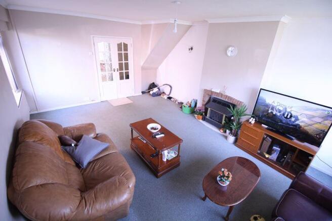Lounge 2
