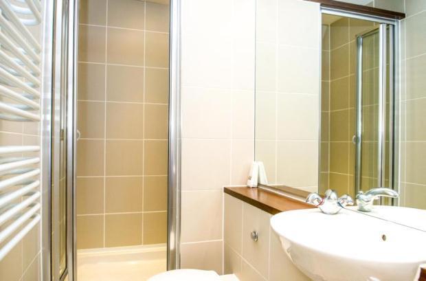 Ensuite Shower Room
