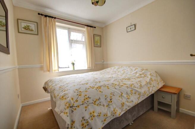 2 bed Semi-Detached for sale Image 9