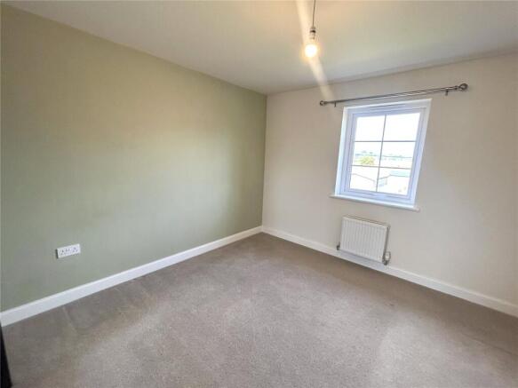 4 bed Detached to rent Image 12