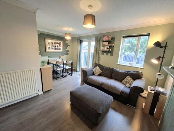 LIVING ROOM/DINING AREA