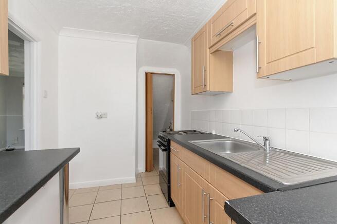 Hil-Kitchen_2.jpg