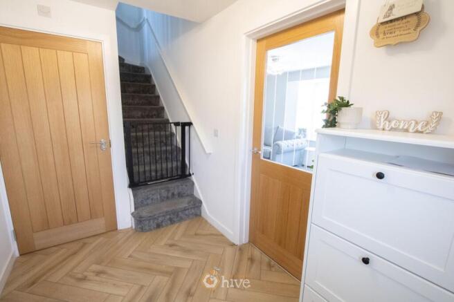 4 bed Detached for sale Image 9
