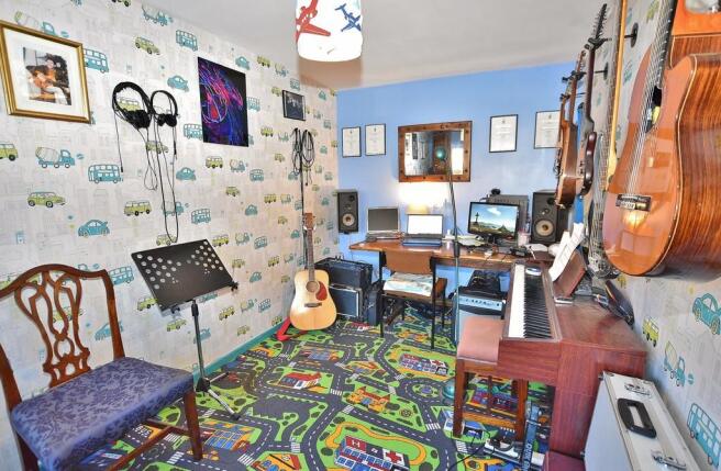 Photo 5