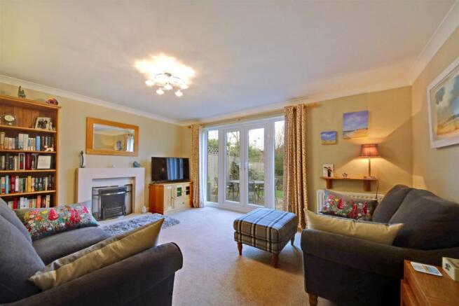 Living Room.jpg
