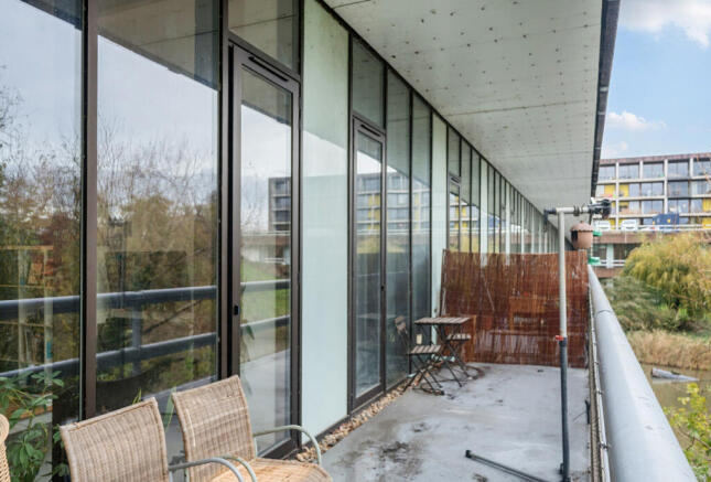 1380285-4-6914af8...