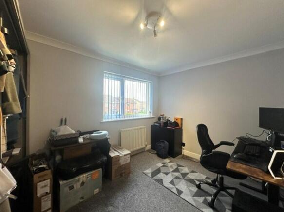 2 bed Semi-Detached to rent Image 9