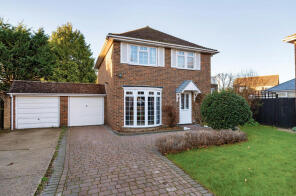 9, Stuart Close, Hextable BR8 7LY