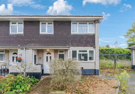 2 Reservoir Cottages Love Lane, Abbots Langley, Hertfordshire, WD5 0QA
