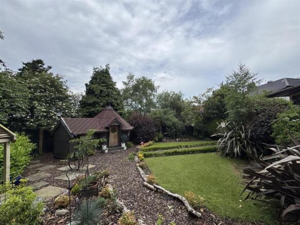 Higham Lane, Gee Cross, Hyde photo 5