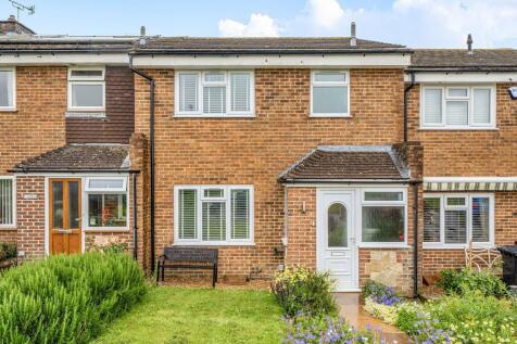 Meadow Way, Petworth, GU28