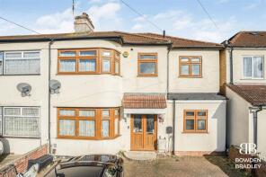 50, Rushden Gardens, Clayhall, Ilford IG5 0BP