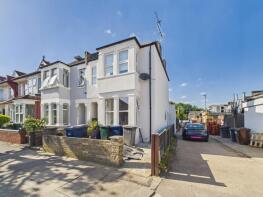 First Floor Flat, 2, Eton Avenue, North Finchley, London N12 0BB