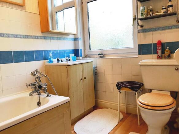 Photo 10