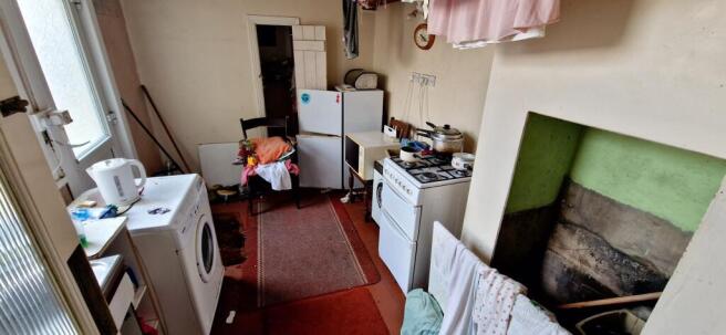 Mayfield Road, Gravesend, Kent, DA11 photo 4